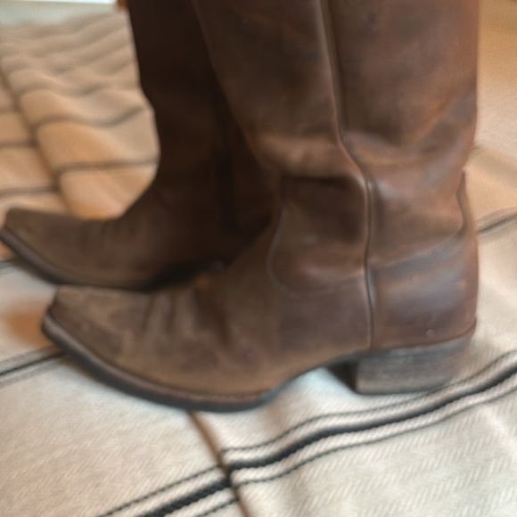 Ariat Western Boots - SZ 38 - Picture 3 of 5